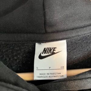 Nike Black Pullover Sweatshirt